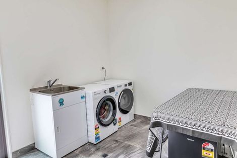 Photo of property in 71 Hokonui Drive, Gore, 9710