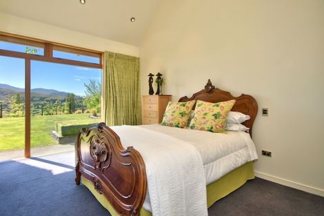 Photo of property in 16 Beechwood Lane, Lower Shotover, Queenstown, 9371