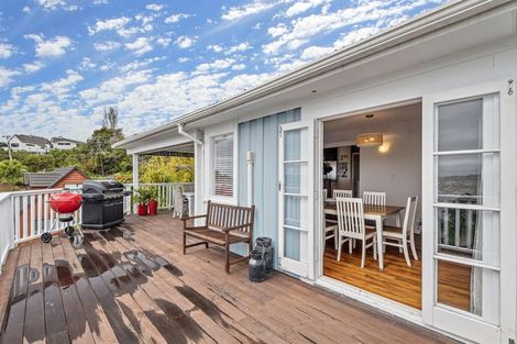 Photo of property in 143 Browns Bay Road, Browns Bay, Auckland, 0630