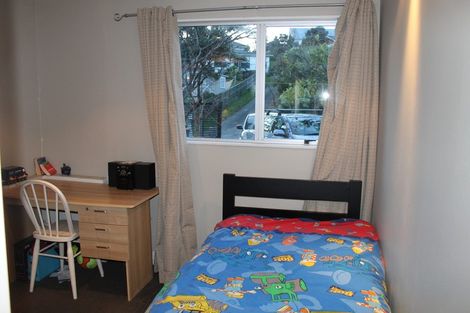 Photo of property in 57 Lavery Place, Sunnynook, Auckland, 0632