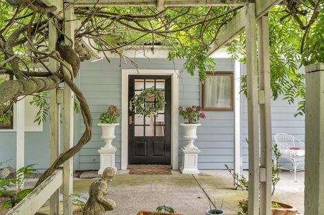 Photo of property in 237 High Street, Oxford, 7430