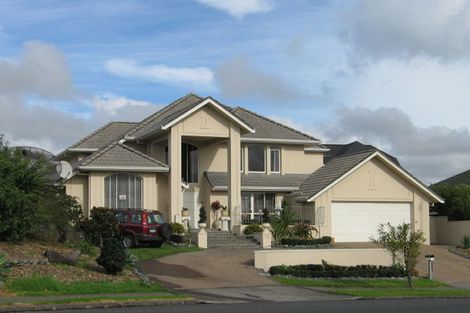 Photo of property in 20 Somerville Road, Shelly Park, Auckland, 2014