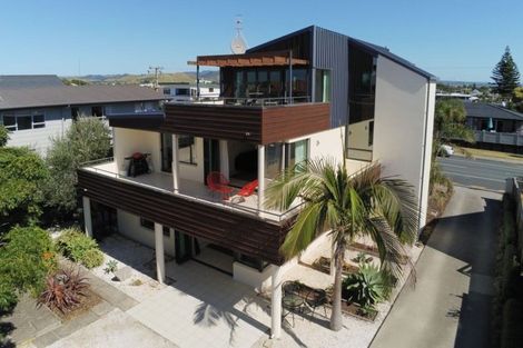 Photo of property in 385a Oceanbeach Road, Mount Maunganui, 3116
