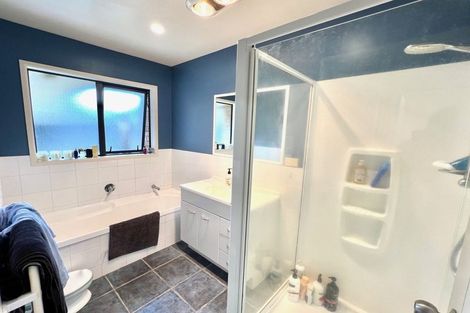 Photo of property in 60b Lothian Brae, Wattle Downs, Auckland, 2103