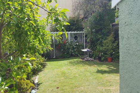 Photo of property in 105 Majoribanks Street, Mount Victoria, Wellington, 6011