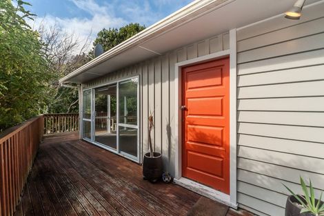 Photo of property in 35a Kinghorne Street, Strathmore Park, Wellington, 6022