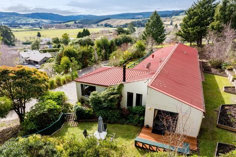Photo of property in 11 Haggart Street, Mosgiel, 9092