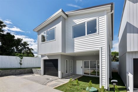 Photo of property in 3e Kingdale Road, Henderson, Auckland, 0610