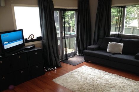 Photo of property in 10a Roxy Terrace, Glendowie, Auckland, 1071