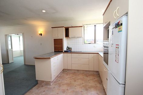 Photo of property in 10 Veitches Road, Casebrook, Christchurch, 8051