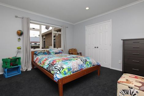 Photo of property in 43 Hastings Place, Hamilton Lake, Hamilton, 3204