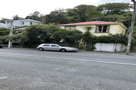 Photo of property in 129 Glenmore Street, Kelburn, Wellington, 6012
