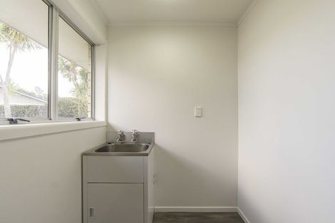 Photo of property in 142 Clarkin Road, Fairfield, Hamilton, 3214