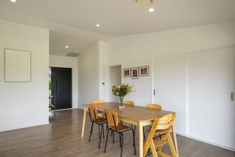 Photo of property in 49 Wakefield Road, Levin, 5571