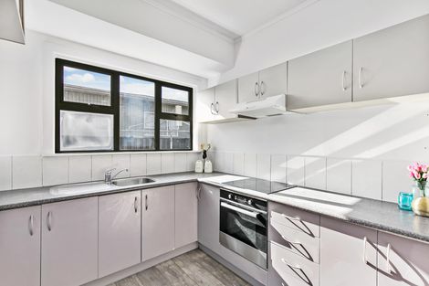 Photo of property in 1 Henwood Road, Mangere East, Auckland, 2024