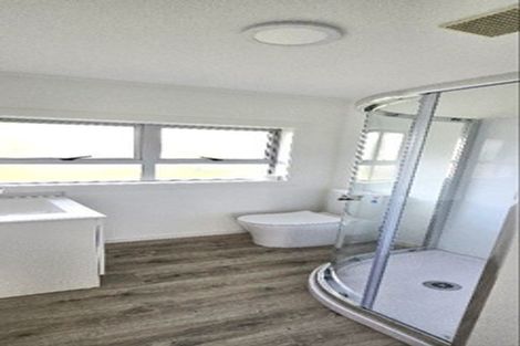 Photo of property in 1/159 Coronation Road, Hillcrest, Auckland, 0627