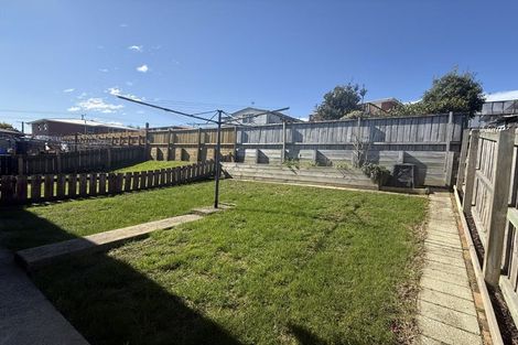 Photo of property in 4a Elwyn Crescent, Green Island, Dunedin, 9018