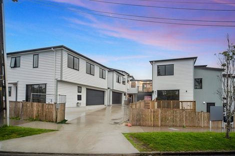 Photo of property in 13c Windermere Crescent, Blockhouse Bay, Auckland, 0600