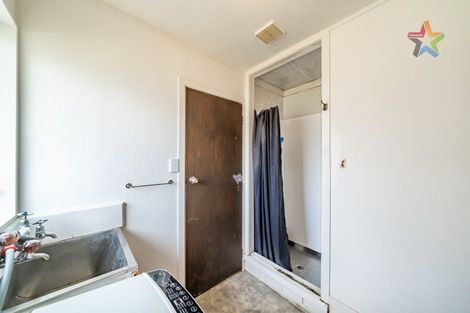 Photo of property in 1a Randwick Crescent, Moera, Lower Hutt, 5010