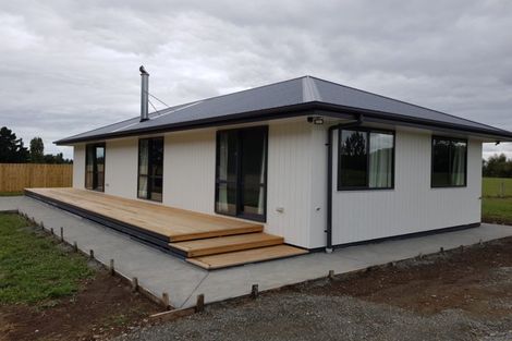 Photo of property in 16 Mcintoshs Road, Fernside, Rangiora, 7471