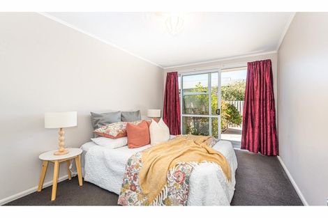 Photo of property in 1/38 North Avon Road, Richmond, Christchurch, 8013