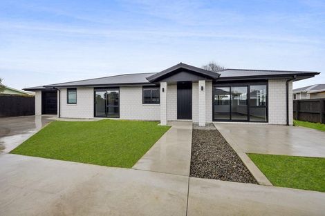 Photo of property in 30a Hunter Street, Hawera, 4610