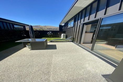 Photo of property in 39 Melmore Terrace, Cromwell, 9310