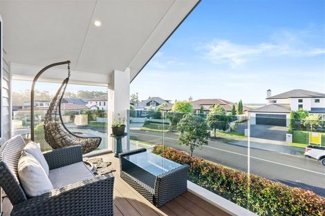 Photo of property in 50 Milano Boulevard, Karaka, Papakura, 2113