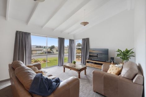 Photo of property in 41 Harris Street, Te Puke, 3119