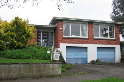 Photo of property in 1 Mahia Place, Kelvin Grove, Palmerston North, 4414