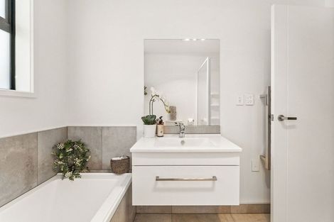 Photo of property in 3 Dunkeld Drive, Papamoa, 3118