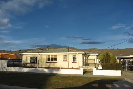 Photo of property in 69 Brandon Street, Alexandra, 9320