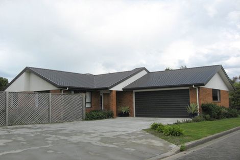 Photo of property in 7 Country Lane, Rangiora, 7400