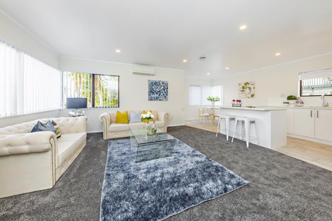 Photo of property in 8 Justamere Place, Weymouth, Auckland, 2103