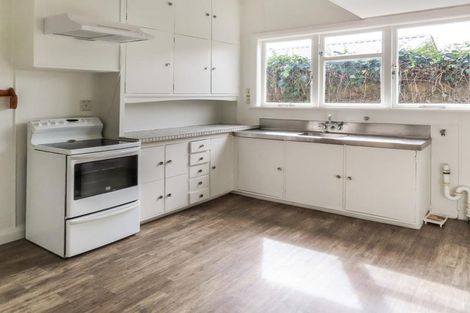 Photo of property in 98 Waterloo Road, Hutt Central, Lower Hutt, 5010