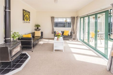 Photo of property in 22 Kawatiri Avenue, Gonville, Whanganui, 4501