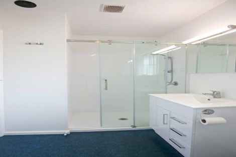 Photo of property in 270 Cannon Hill Crescent, Mount Pleasant, Christchurch, 8081