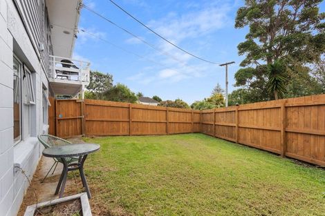 Photo of property in 82c Woodglen Road, Glen Eden, Auckland, 0602