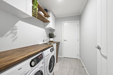 Photo of property in 38 Buddle Road, Wallaceville, Upper Hutt, 5018