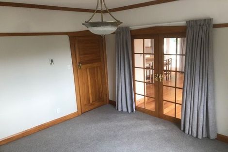 Photo of property in 18 Raroa Road, Kelburn, Wellington, 6012