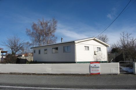 Photo of property in 32 Maryburn Road, Twizel, 7901