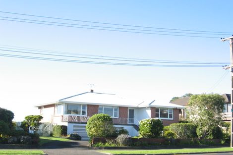 Photo of property in 105 Bleakhouse Road, Howick, Auckland, 2014