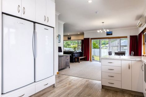 Photo of property in 36 Kent Street, Picton, 7220