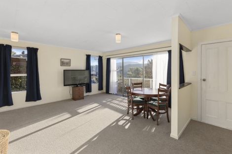 Photo of property in 1b Lord Street, Stokes Valley, Lower Hutt, 5019