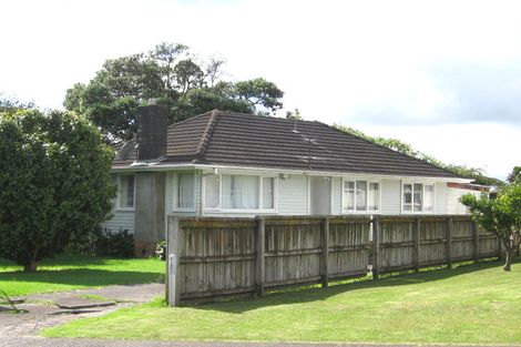 Photo of property in 33 Roby Street, Te Atatu Peninsula, Auckland, 0610