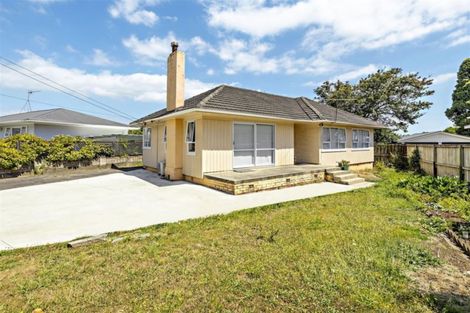 Photo of property in 140 Russell Road, Manurewa, Auckland, 2102
