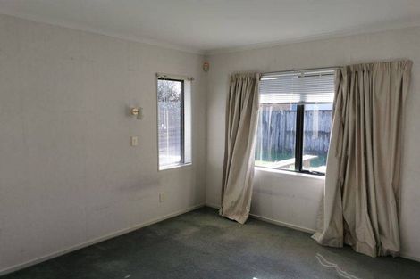 Photo of property in 19 Cate Road, Rototuna, Hamilton, 3210