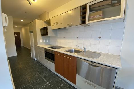 Photo of property in Atrium Towers, 7h/154 The Terrace, Wellington Central, Wellington, 6011