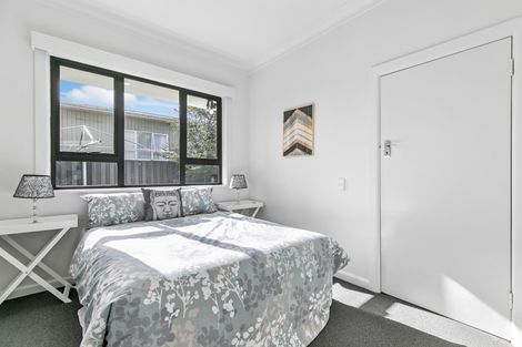 Photo of property in 1 Henwood Road, Mangere East, Auckland, 2024