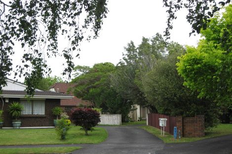 Photo of property in 26 Donzella Place, Conifer Grove, Takanini, 2112